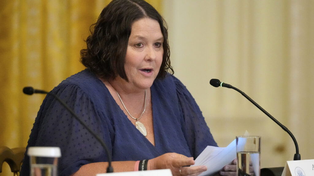 Federal Health Officials Launch Voluntary Program to Digitize Patient Medical Records