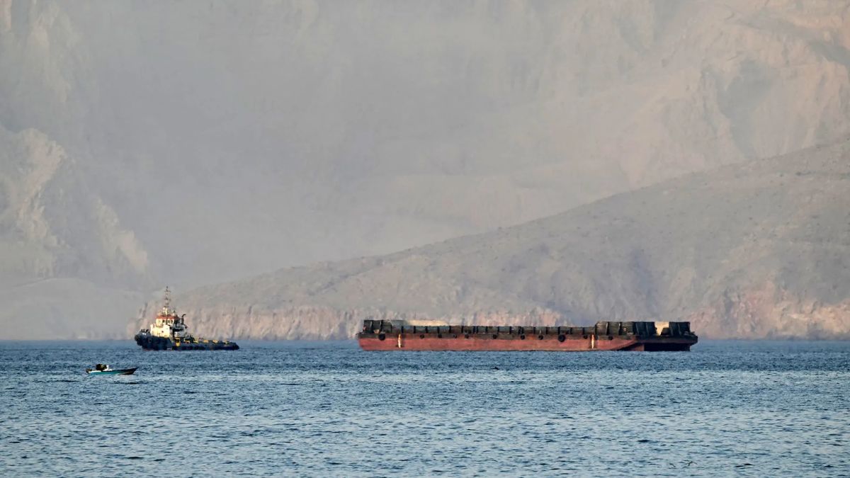 Iran Declares Permanent Hormuz Control Plan, Threatens Gulf Ports If Its Facilities Are Targeted